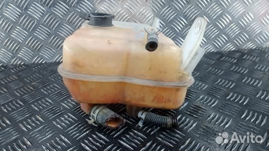 Бачок расширительный dodge nitro (4GS13NP01)