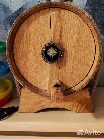 Кулон с ромашкой