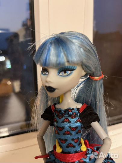 Кукла Монстер Хай Гулия Йелпс