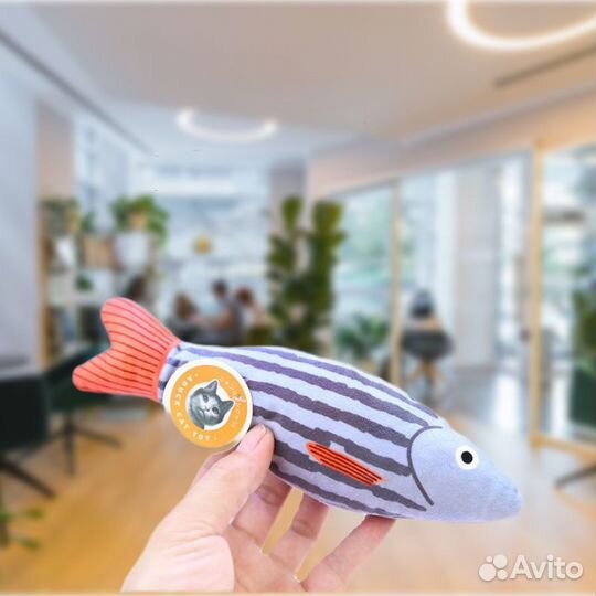 Игрушка для кошек и котят с кошачьей мятой рыбка