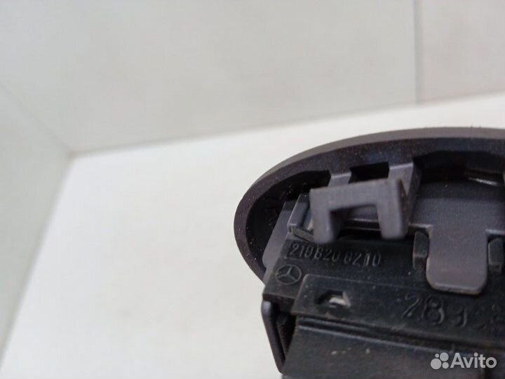 Кнопка стеклоподъемника Mercedes-Benz A-Class W168