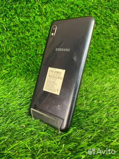 Samsung Galaxy A10, 2/32 ГБ