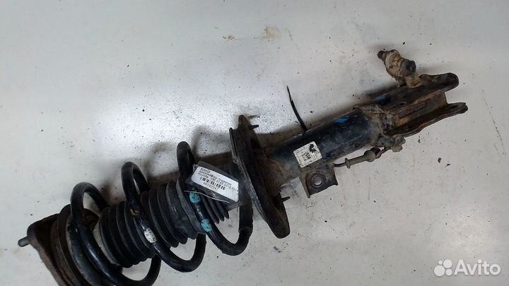 Амортизатор подвески правый передний Hyundai i30