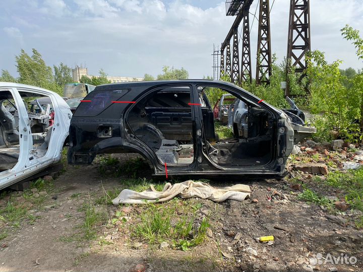 Порог Правый Kia Sorento 1 BL JC EX