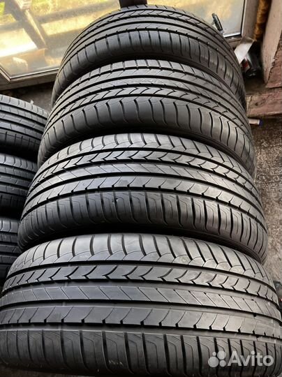 Goodyear EfficientGrip SUV 255/45 R20