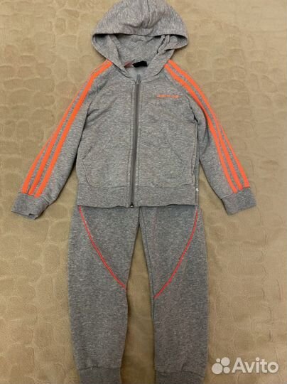 Спортивный костюм adidas для девочек