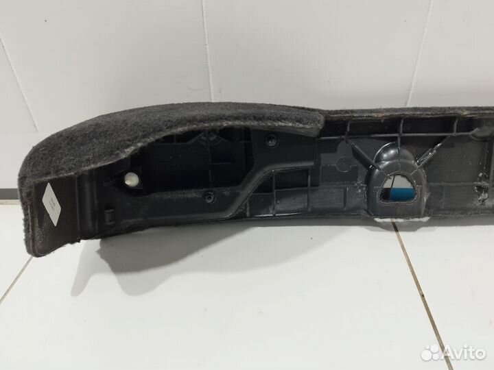 Пол багажника Discovery III 2004-2009 правая часть