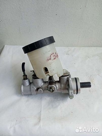 Главный тормозной цилиндр Мазда демио