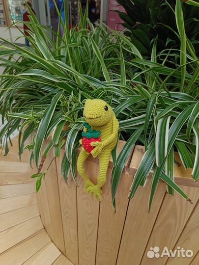 Лягушка вязаная