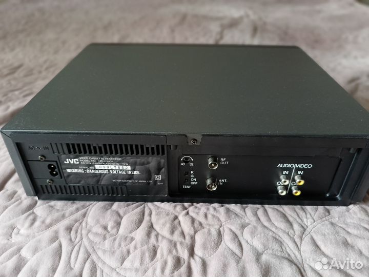 Видеомагнитофон JVC HR- J1200A