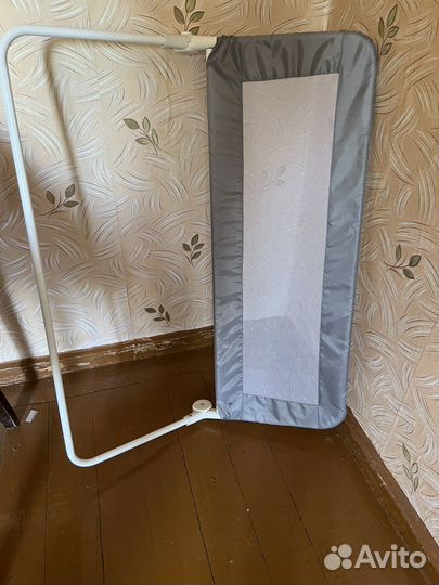 Бортик для кровати