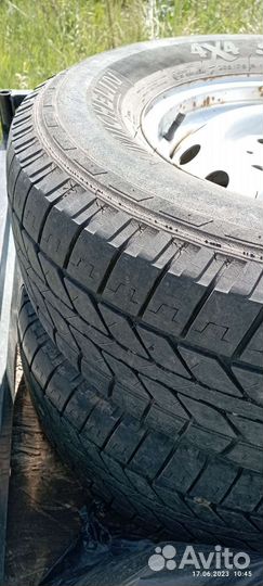 R15 Michelin 4x4 Synchrone 235/75, PCD 5x98 DIA 14
