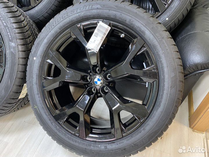 Зимние колеса BMW Х7 G07 стиль 752 R21