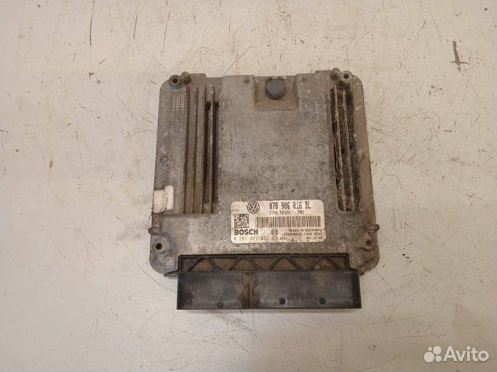 Блок управления двигателем Volkswagen Touareg 2.5