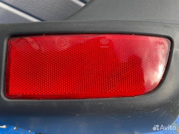 Клык задний правый Sprinter 906