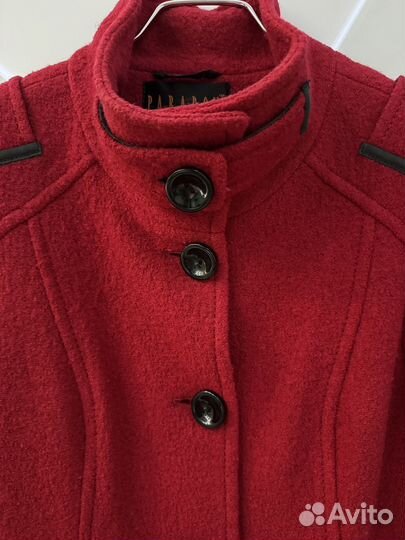 Пальто красное 48, синее 46