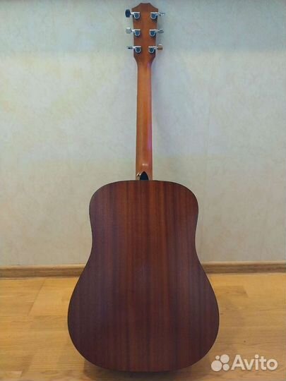 Электроакустическая гитара Taylor 110e США