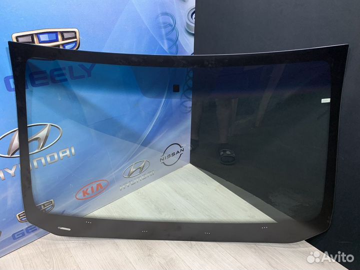 Стекло лобовое Renault logan stepway 2