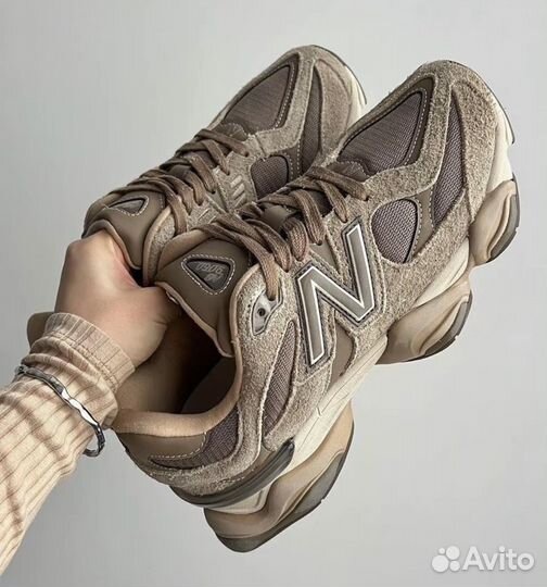 New Balance 9060 