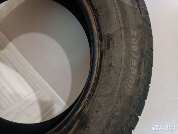 Viatti Strada Asimmetrico 205/65 R16 95V