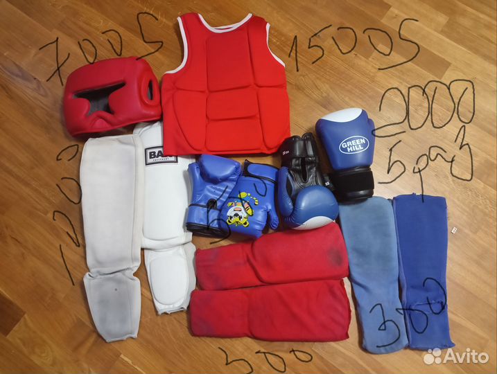 Боксерские перчатки 10 oz, краб, защита, шлем