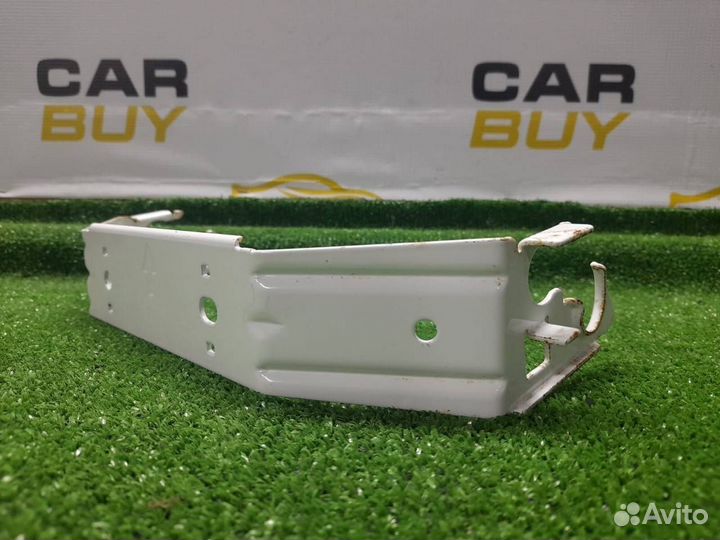 Кронштейн блока управления Volvo C30 рест. 2011