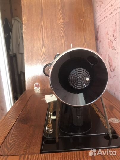 Швейная машина Чайка 3 1976