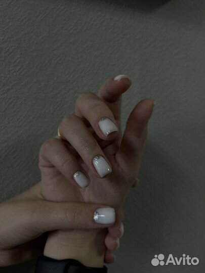 Маникюр на дому