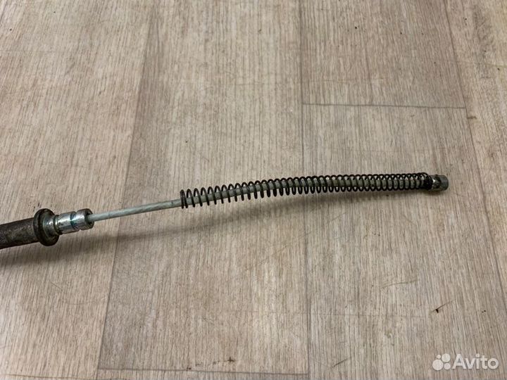 Трос ручника задний правый Mitsubishi Lancer 10