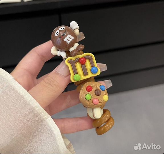 Резинка пружинка заколка для волос спираль M&Ms