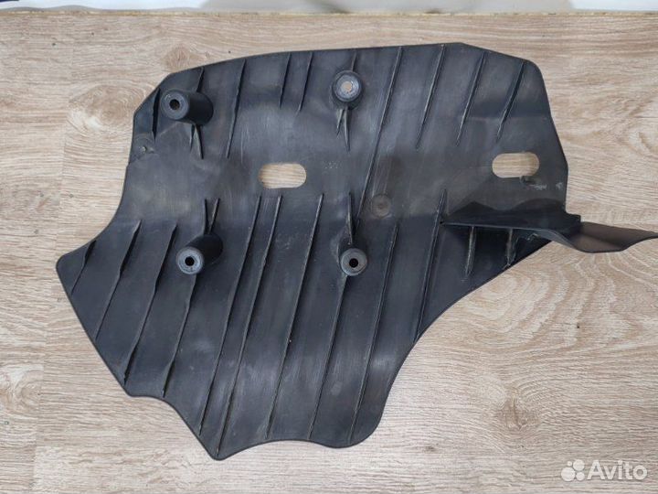 Защита днища задняя правая Bmw 3 F30 N20B20 2012