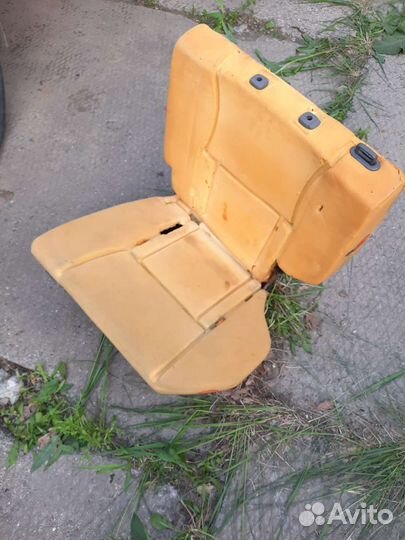 Задние сидения