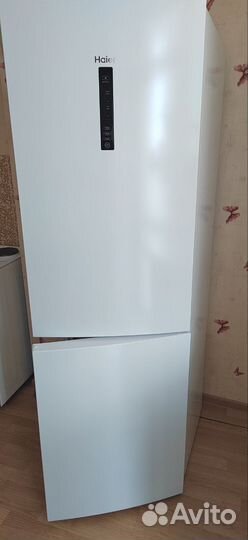 Холодильник Haier C2F536cwmv