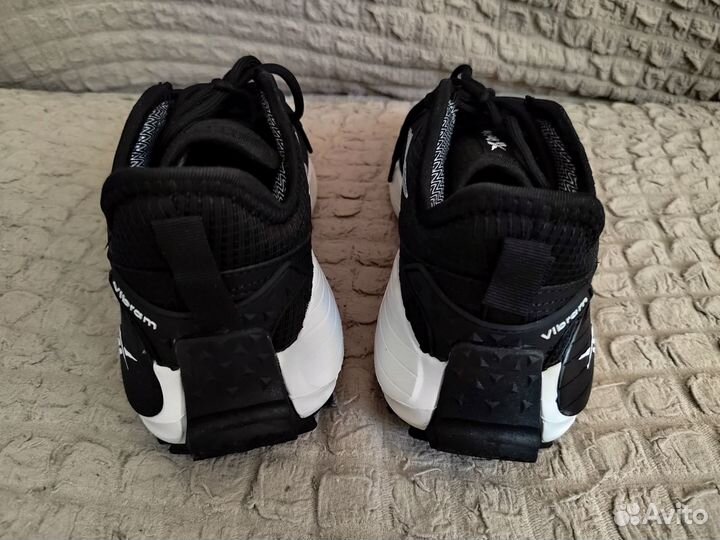 Мужские кроссовки reebok 42 размер