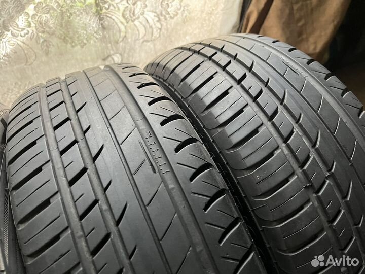 Viatti Strada Asimmetrico 195/65 R15