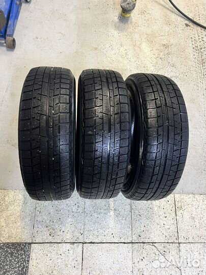 Yokohama Ice Guard IG50 215/65 R16