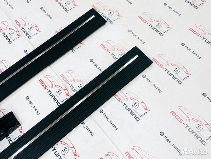 Выдвижные пороги на BMW X6 G06