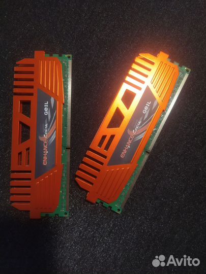 Оперативка 8 гигабайт ddr3 цена за обе 1866 мгц