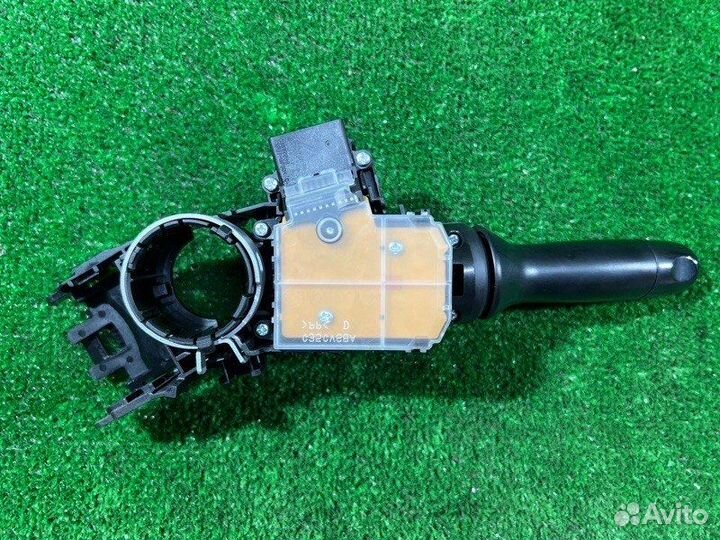 Подрулевой переключатель света Toyota Corolla Axio