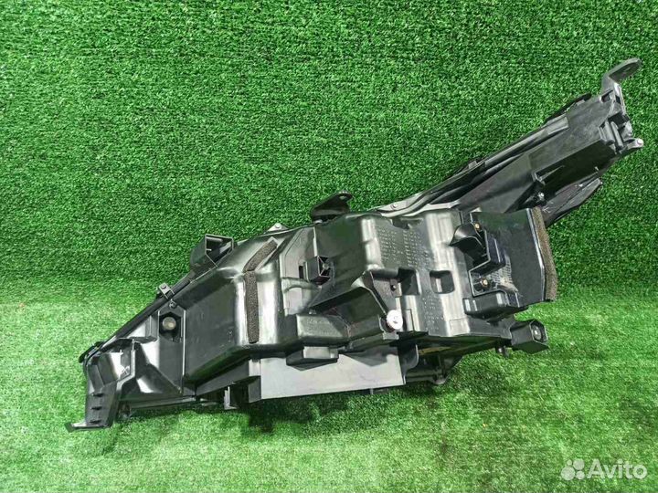 Фара Lexus LX570