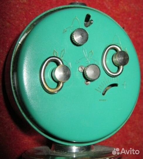 Часы будильник Слава cccр