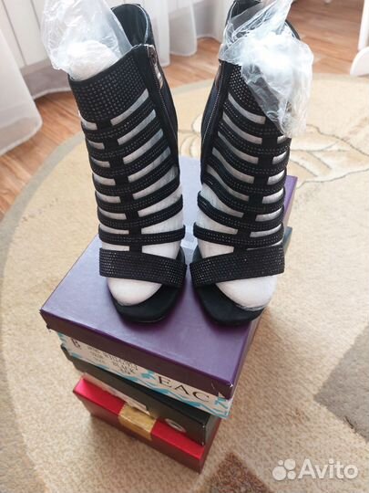 Продам обувь