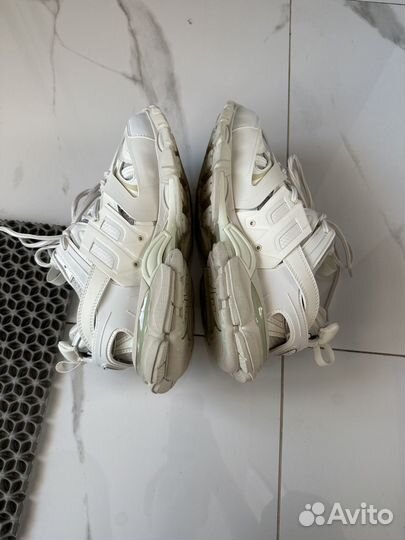 Balenciaga track 1 white