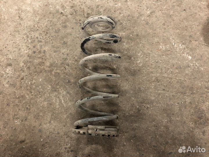 Hyundai Getz пружина задняя