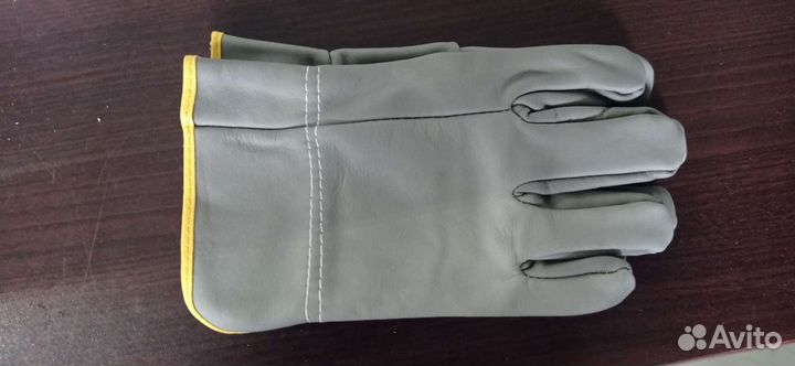 Перчатки