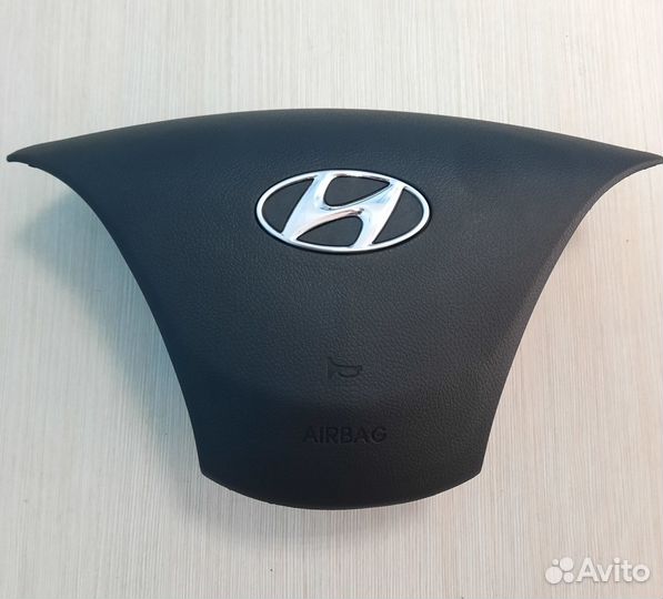 Крышка в руль airbag Hyundai I30/ Elantra c 2012 г