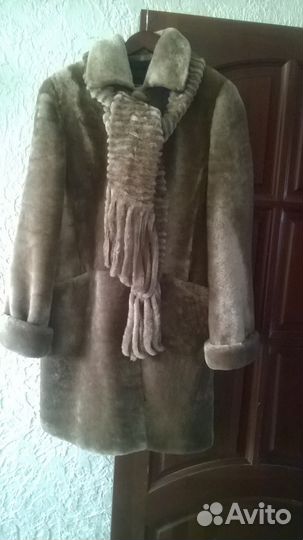Полушубок мутоновый новый