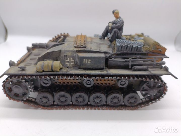 Модель штурмового орудия StuG lll в масштабе 1:35