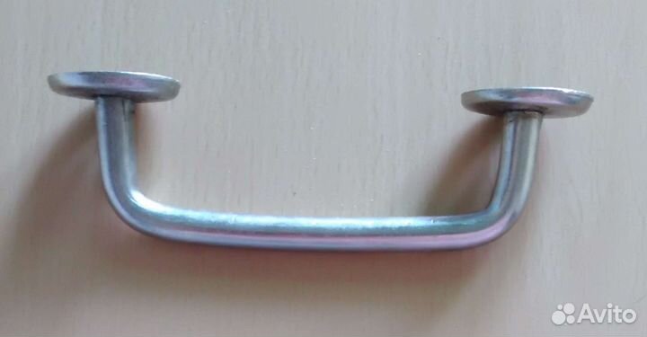 Дверные аксессуары (ручки, защелки, петли, замки)