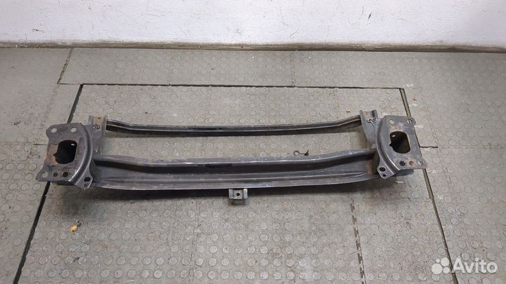 Усилитель бампера передний Volkswagen Caddy